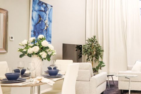 Townhouse in Rukan, Dubai 3 bedrooms, 180 sq.m. № 3707 - photo 12