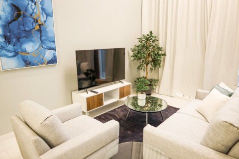 Townhouse in Rukan, Dubai 3 bedrooms, 180 sq.m. № 3707 - photo 9