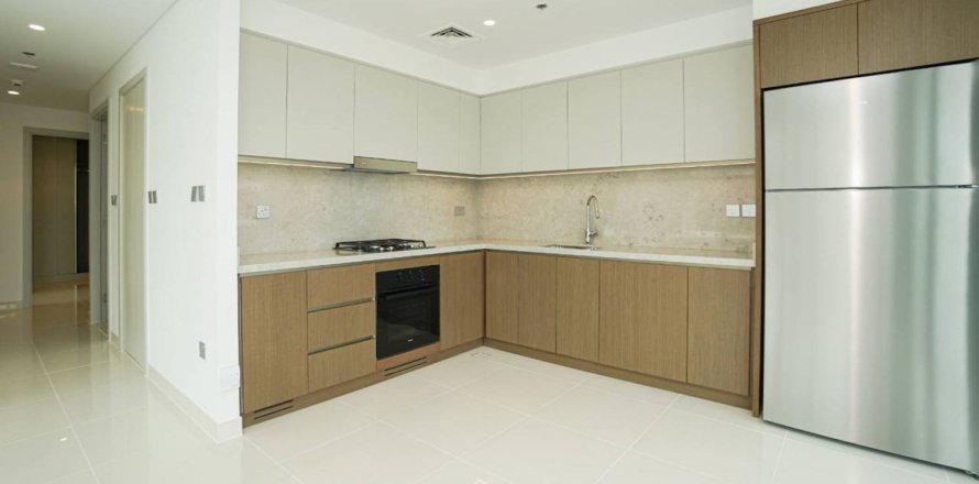 Appartement à Dubai, 2 chambres, 121 m², № 5706