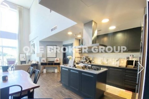 Apartment in Jumeirah Heights, Dubai 2 bedrooms, 204.4 sq.m. № 1107 - photo 2