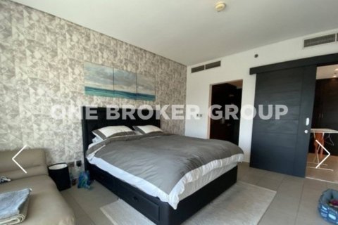 Apartment in Jumeirah Heights, Dubai 2 bedrooms, 204.4 sq.m. № 1107 - photo 7