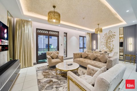 Appartement à Old Town, Dubai, 2 chambres, 129.5 m², № 64406 - photo 1