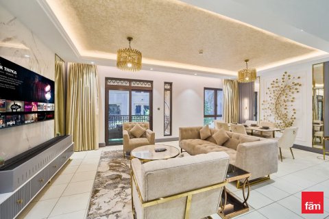 Appartement à Old Town, Dubai, 2 chambres, 129.5 m², № 64406 - photo 2