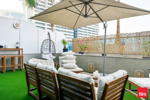 Appartement à Business Bay, Dubai, 1 chambre, 109.8 m², № 64402 - photo 3