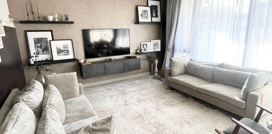 Maison de ville à Dubai Hills Estate, Dubai, 5 chambres, 299.9 m², № 64404