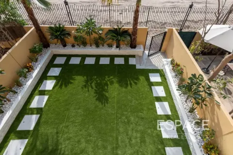 Купить виллу в Palmera 4, Арабиан Ранчес, Дубай: 2 спальни, 175м², № 71154 - фото 19