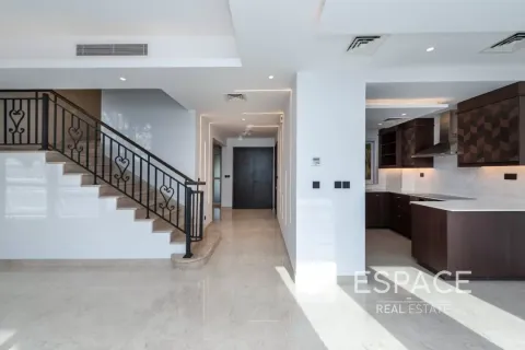 Купить виллу в Palmera 4, Арабиан Ранчес, Дубай: 2 спальни, 175м², № 71154 - фото 3