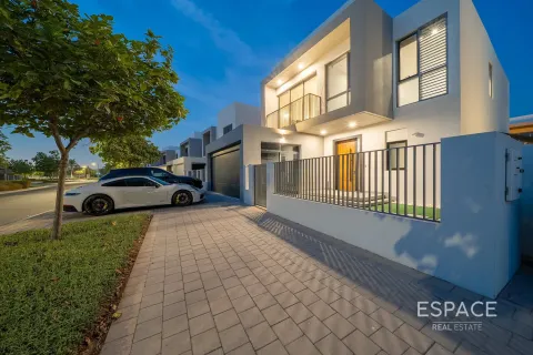 Villa à Dubai Hills Estate, Dubai, 3 chambres, 321 m², № 71155 - photo 1