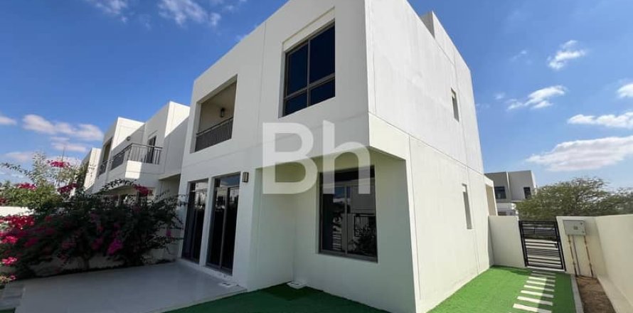 تاون هاوس في Town Square, دبي 4 غرف نوم, 265 م² رقم 24219