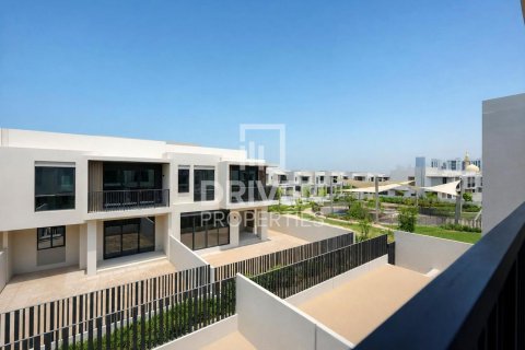 Townhouse in Jebel Ali, Dubai 3 bedrooms, 238.02 sq.m. № 134257 - photo 5