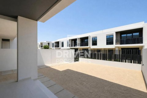 Townhouse in Jebel Ali, Dubai 3 bedrooms, 238.02 sq.m. № 134257 - photo 9