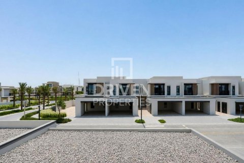 Townhouse in Jebel Ali, Dubai 3 bedrooms, 238.02 sq.m. № 134257 - photo 7