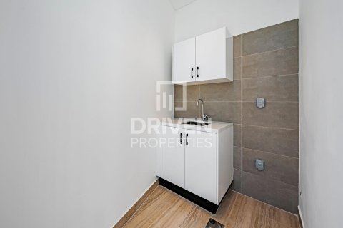Townhouse in Al Barari, Dubai 4 bedrooms, 180.23 sq.m. № 134258 - photo 14