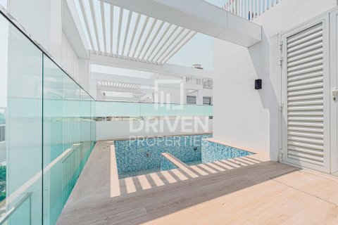 Townhouse in Al Barari, Dubai 4 bedrooms, 180.23 sq.m. № 134258 - photo 6