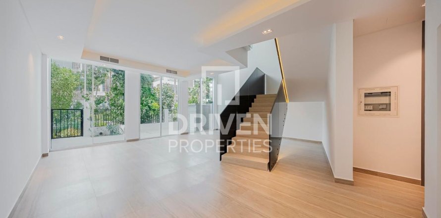 Townhouse in Al Barari, Dubai 4 bedrooms, 180.23 sq.m. № 134258