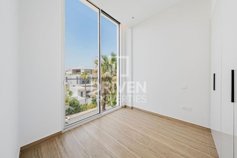 Townhouse in Al Barari, Dubai 4 bedrooms, 180.23 sq.m. № 134258 - photo 19