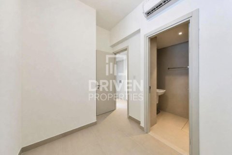 Снять в аренду таунхаус в Мудоне, Дубай: 4 спальни, 168.06м², № 134256 - фото 6