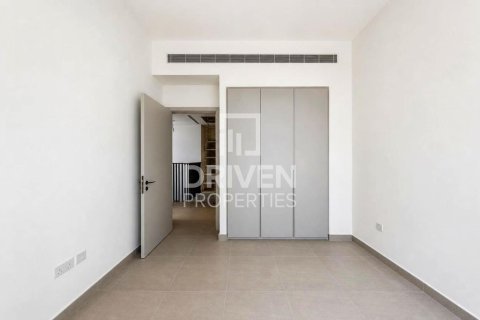 Снять в аренду таунхаус в Мудоне, Дубай: 4 спальни, 168.06м², № 134256 - фото 14
