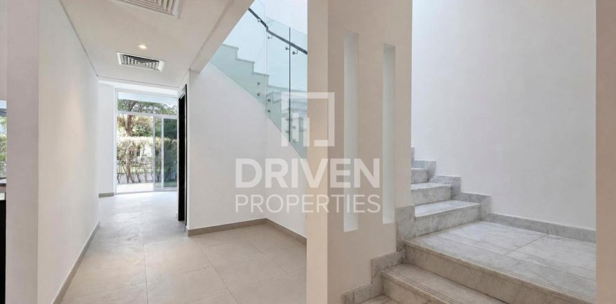 Townhouse in Arabella Townhouses, Mudon, Dubai 3 bedrooms, 278.62 sq.m. № 143145