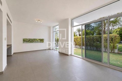 Townhouse in Arabella Townhouses, Mudon, Dubai 3 bedrooms, 278.62 sq.m. № 143145 - photo 2