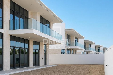 Villa in District 11, Mohammed Bin Rashid City, Dubai 5 bedrooms, 955.32 sq.m. № 143135 - photo 11
