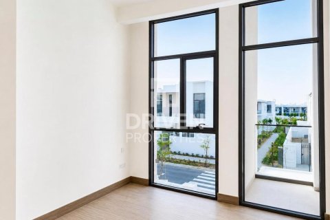 Townhouse in District 11, Mohammed Bin Rashid City, Dubai 4 bedrooms, 550.17 sq.m. № 143143 - photo 2