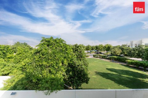 Villa in Reem, Dubai 3 bedrooms, 281.3 sq.m. № 67462 - photo 2