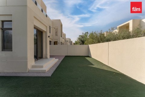 Villa in Reem, Dubai 3 bedrooms, 281.3 sq.m. № 67462 - photo 24