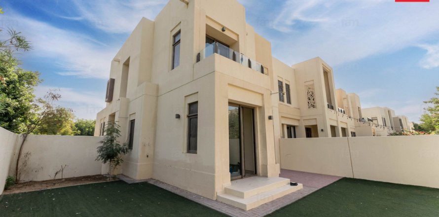 Villa in Reem, Dubai 3 bedrooms, 281.3 sq.m. № 67462
