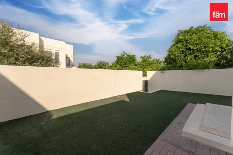 Villa in Reem, Dubai 3 bedrooms, 281.3 sq.m. № 67462 - photo 22