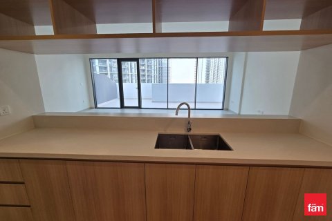 Apartment in Dubai 3 bedrooms, 178.8 sq.m. № 67459 - photo 17