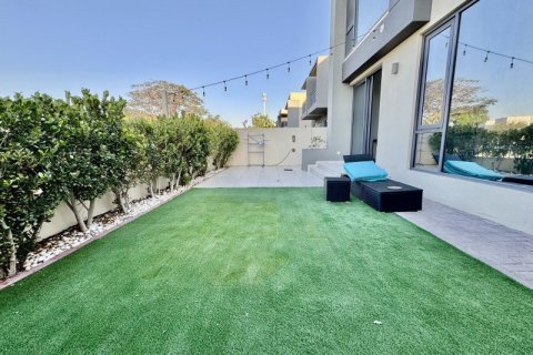 Villa in Dubai Hills Estate, Dubai 4 bedrooms, 279 sq.m. № 101182 - photo 14