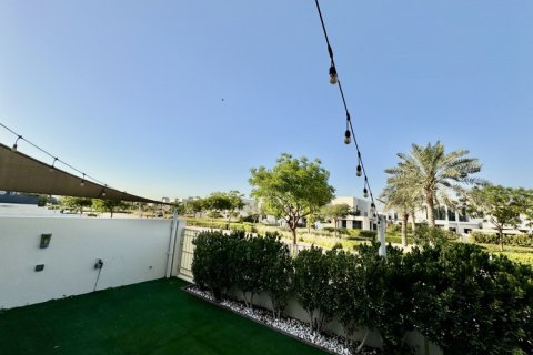 Villa in Dubai Hills Estate, Dubai 4 bedrooms, 279 sq.m. № 101182 - photo 20