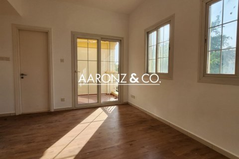 Villa en The Springs, Dubai, 2 dormitorios, 162 m², № 101180 - foto 5