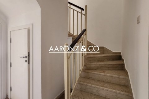 Villa en The Springs, Dubai, 2 dormitorios, 162 m², № 101180 - foto 7