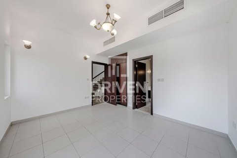 Villa en Hacienda, The Villa, Dubai, 5 dormitorios, 555.65 m², № 126582 - foto 10