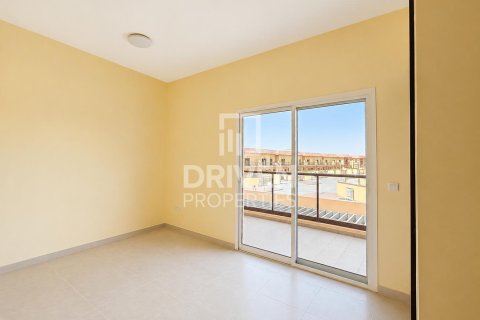 Villa en Dubai Land, Dubai, 4 dormitorios, 414.44 m², № 126583 - foto 8