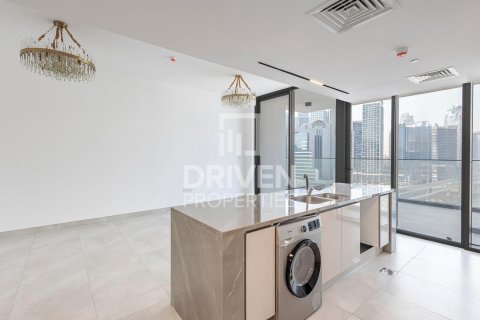 Apartamento en Business Bay, Dubai, 2 dormitorios, 145.39 m², № 126580 - foto 2