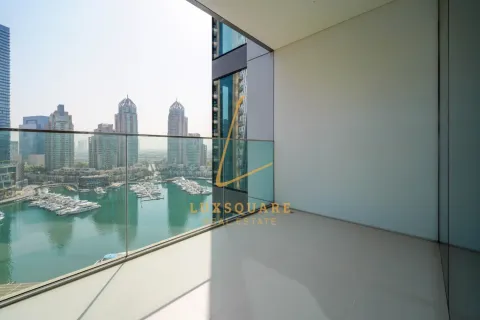 Apartment in Dubai Marina, Dubai 1 bedroom, 69 sq.m. № 70042 - photo 18