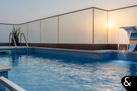 Apartment in Palm Jumeirah, Dubai 4 bedrooms, 684 sq.m. № 74770 - photo 25