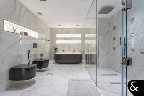 Apartment in Palm Jumeirah, Dubai 4 bedrooms, 684 sq.m. № 74770 - photo 22