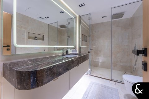 Apartment in Palm Jumeirah, Dubai 4 bedrooms, 684 sq.m. № 74770 - photo 19