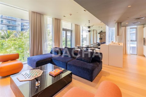 Apartamento en Dubai, 2 dormitorios, 139.4 m², № 6978 - foto 1