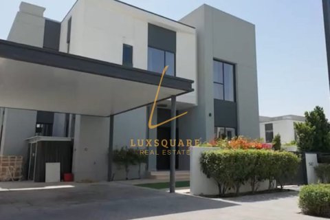 Villa à Murooj Al Furjan, Al Furjan, Dubai, 4 chambres, 480 m², № 119116 - photo 2