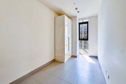 Apartment in Al Wasl, Dubai 3 bedrooms, 203 sq.m. № 119117 - photo 24