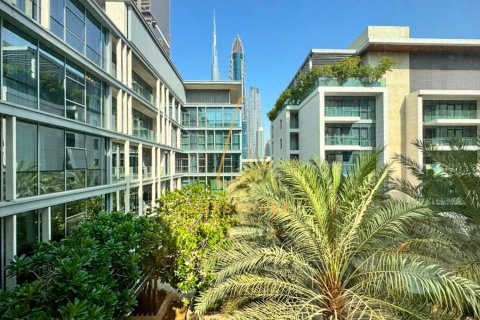 Apartment in Al Wasl, Dubai 3 bedrooms, 203 sq.m. № 119117 - photo 13