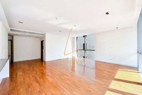 Apartment in Al Wasl, Dubai 3 bedrooms, 203 sq.m. № 119117 - photo 8