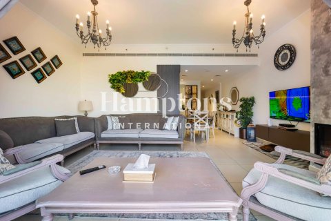 Квартира в Greens, Дубай, 2 спальни, 118.7м², № 135046