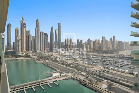 Apartment in EMAAR Beachfront, Dubai Harbour, Dubai 1 bedroom, 77 sq.m. № 19802 - photo 17