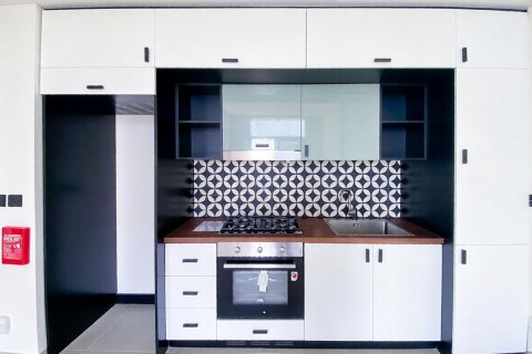 Apartment in Dubai 2 bedrooms, 68 sq.m. № 103255 - photo 2